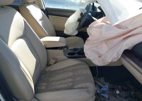 2019 Subaru Outback 2.5I Limited из США, поврежденный, VIN 4S4BSAJC6K3338730